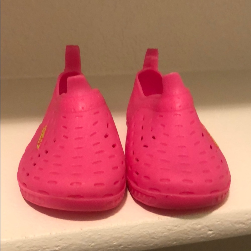 Girls water shoes